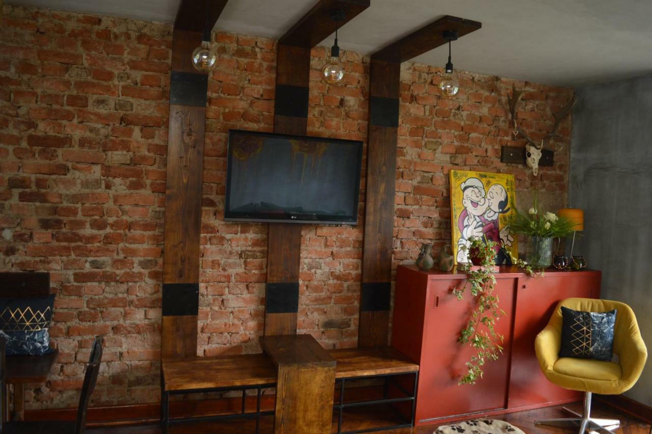 Mystic River Design Hostel 巴伊纳巴什塔 外观 照片